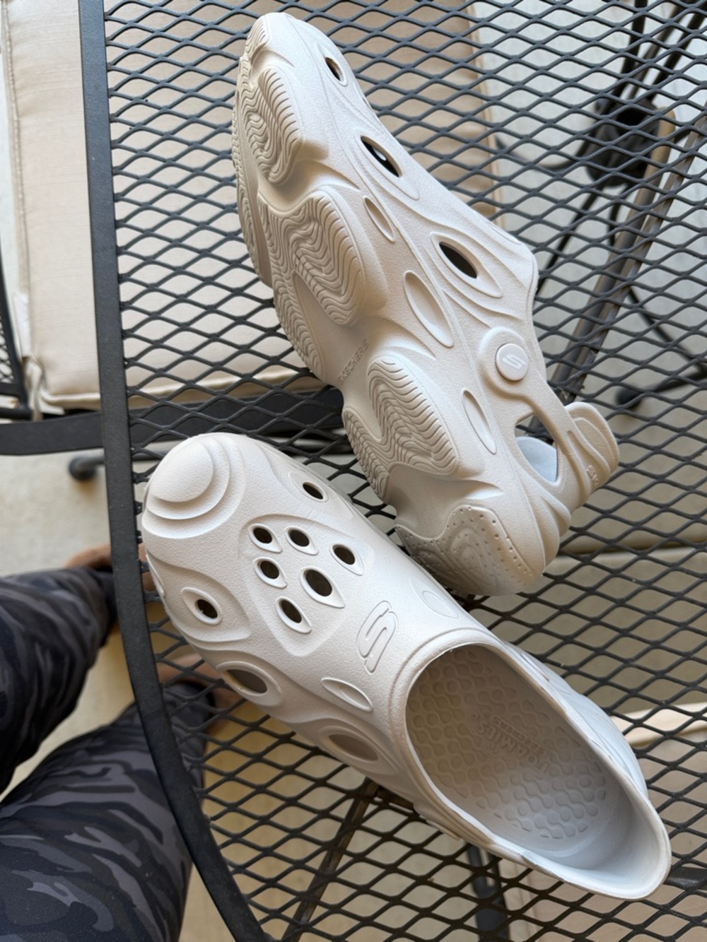 Skechers Foamies - Picture 3 of 6